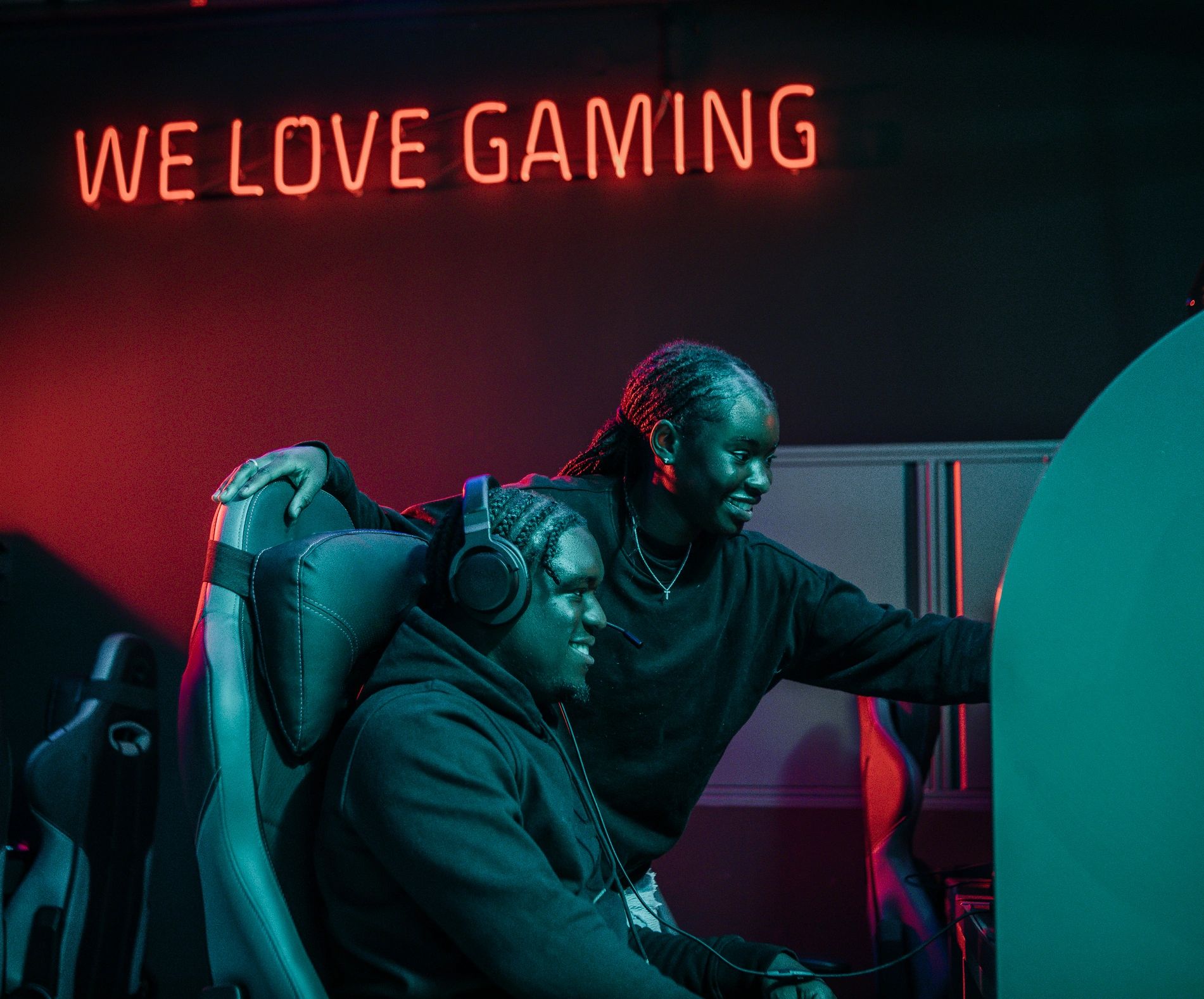 gaming community hero modern